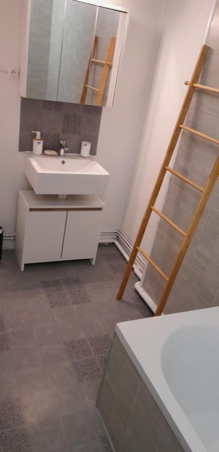 Appartement 2 Ch 40 M2 Au Pied Des Pistes De Ski Enchastrayes Esterno foto